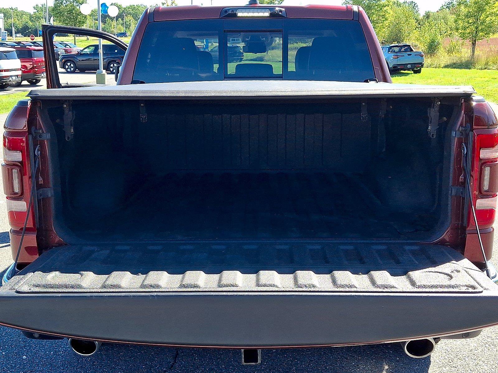 Used 2021 RAM 1500 Laramie w/ Advanced Safety Group AWD/4WD image 29