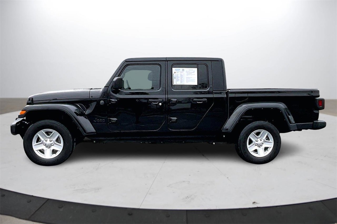 Certified 2022 Jeep Gladiator Sport image 6