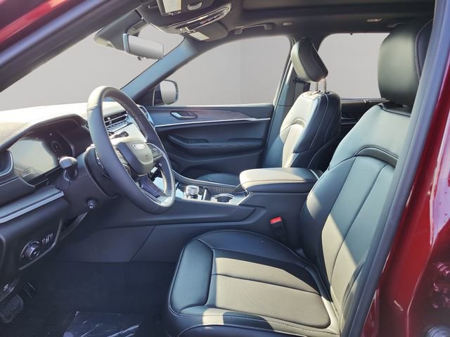 New 2025 Jeep Grand Cherokee Limited image 9