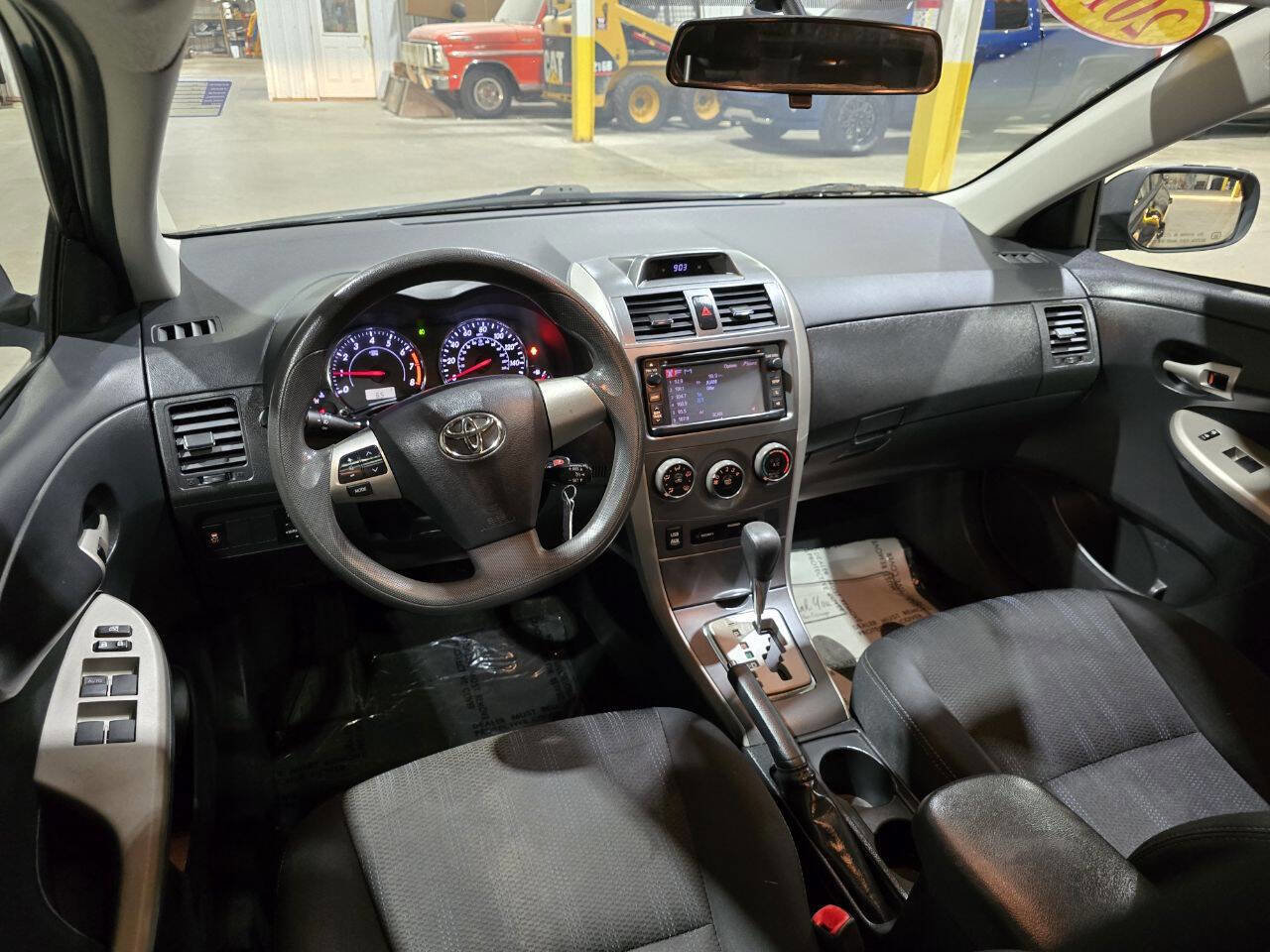 Used 2013 Toyota Corolla S w/ Premium Pkg image 29