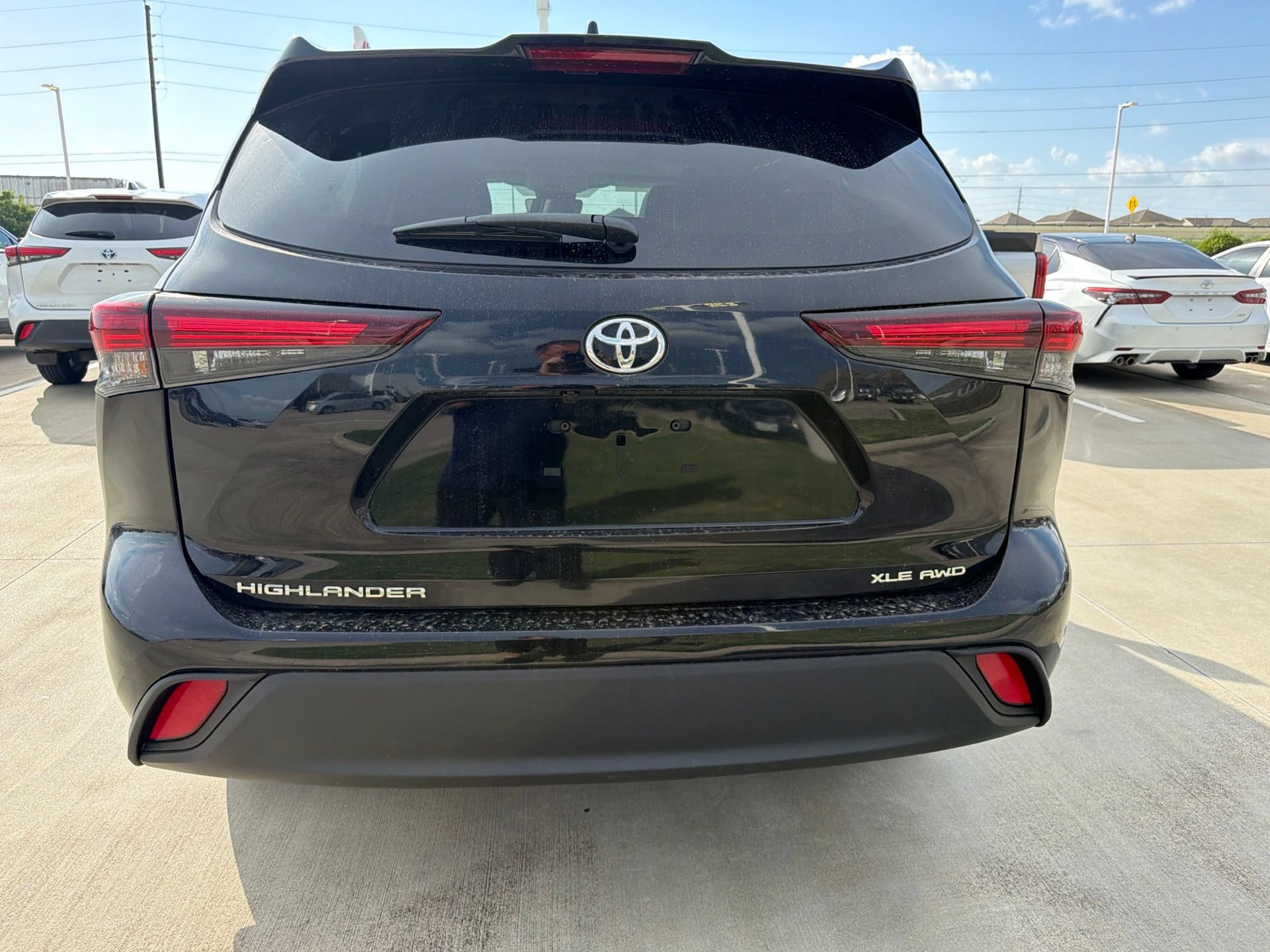 Used 2026 Toyota Highlander XLE AWD/4WD image 4
