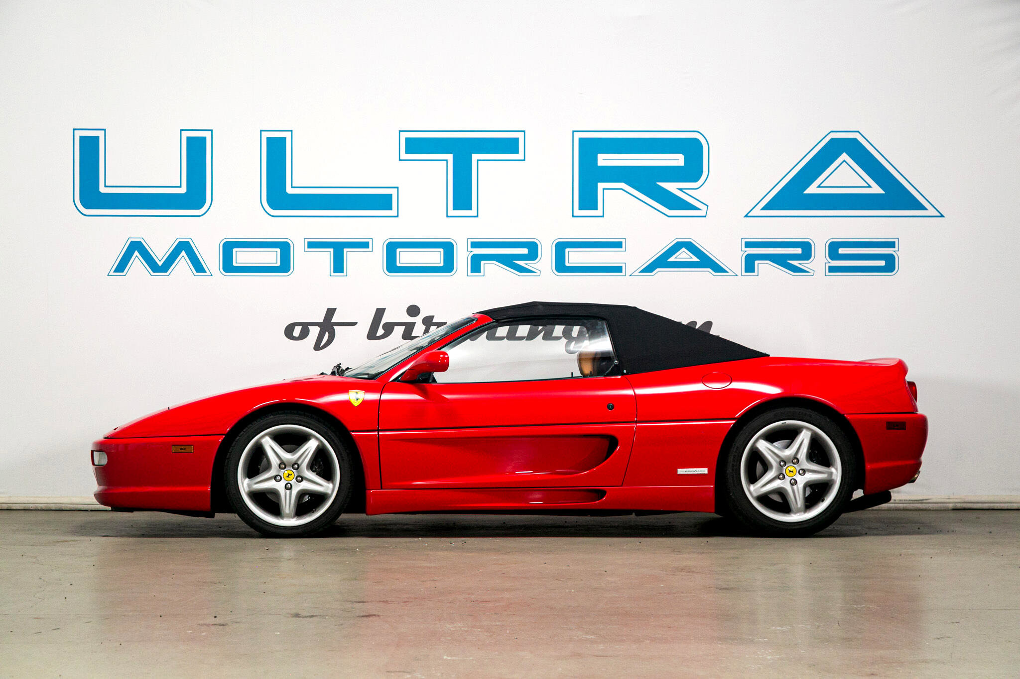 Used 1995 Ferrari F355 Spider image 5