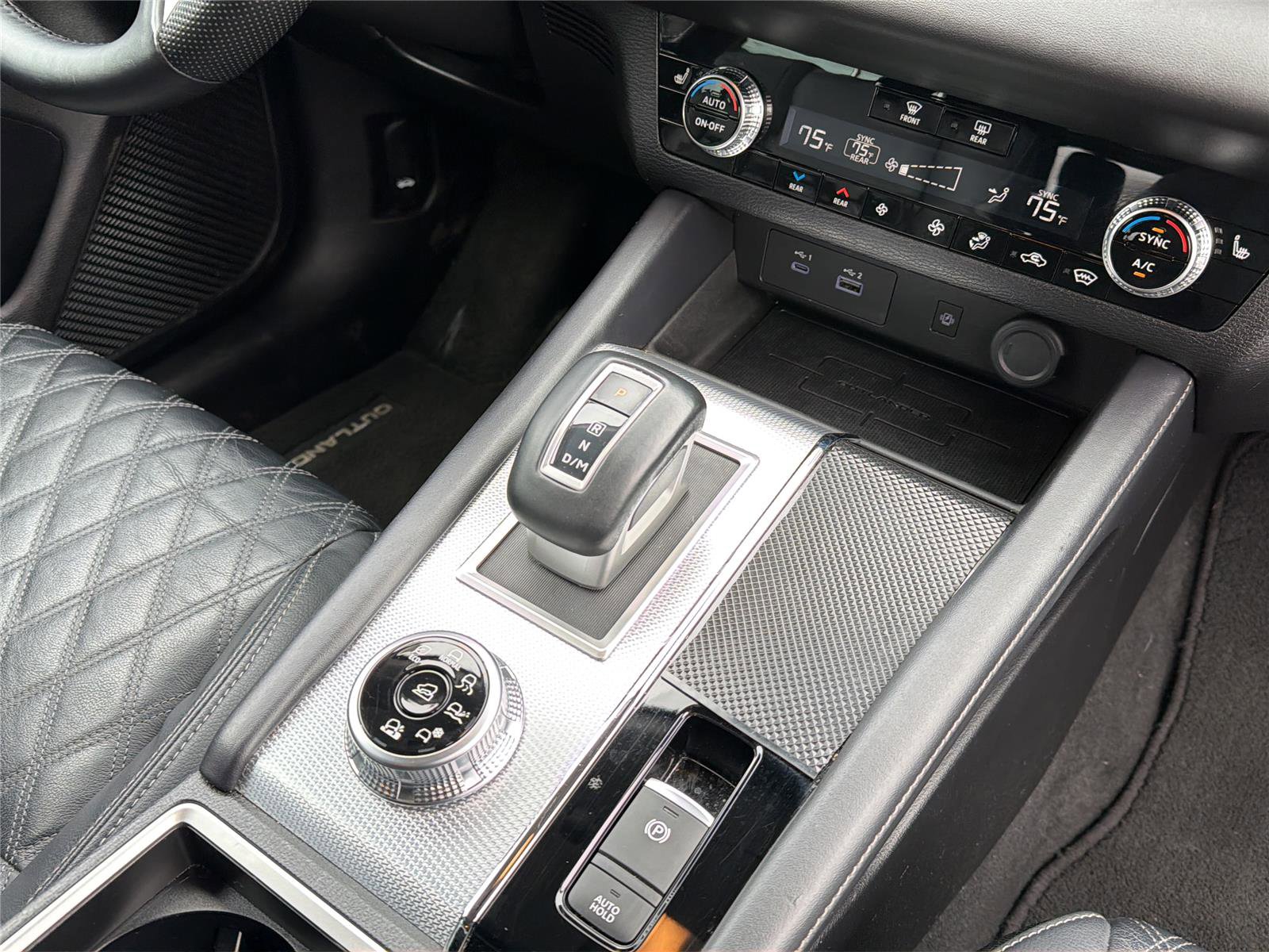 Used 2022 Mitsubishi Outlander SEL AWD/4WD image 19