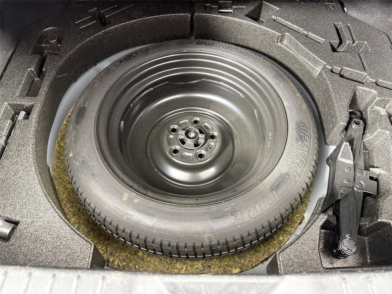 Used 2019 MAZDA MAZDA3 AWD Hatchback image 39