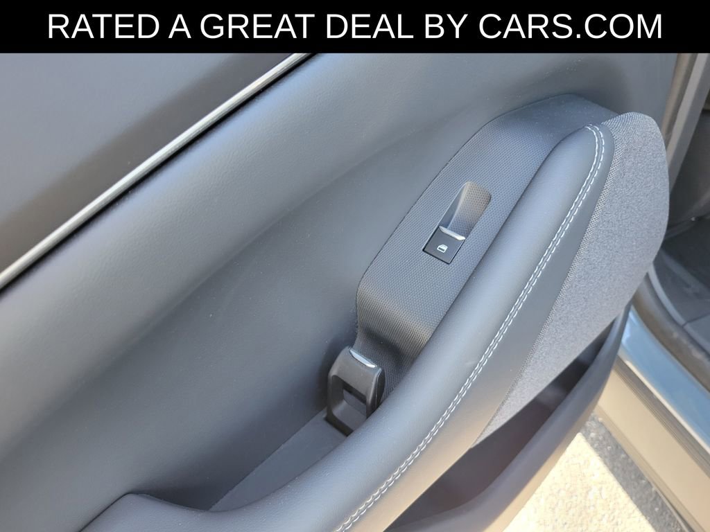 Used 2023 Ford Mustang Mach-E Premium image 14