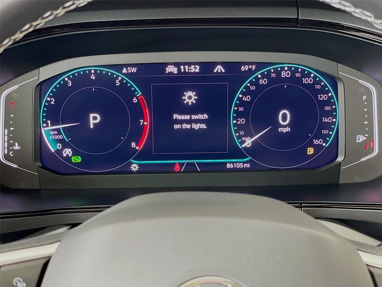 Used 2022 Volkswagen Taos SEL AWD/4WD image 16