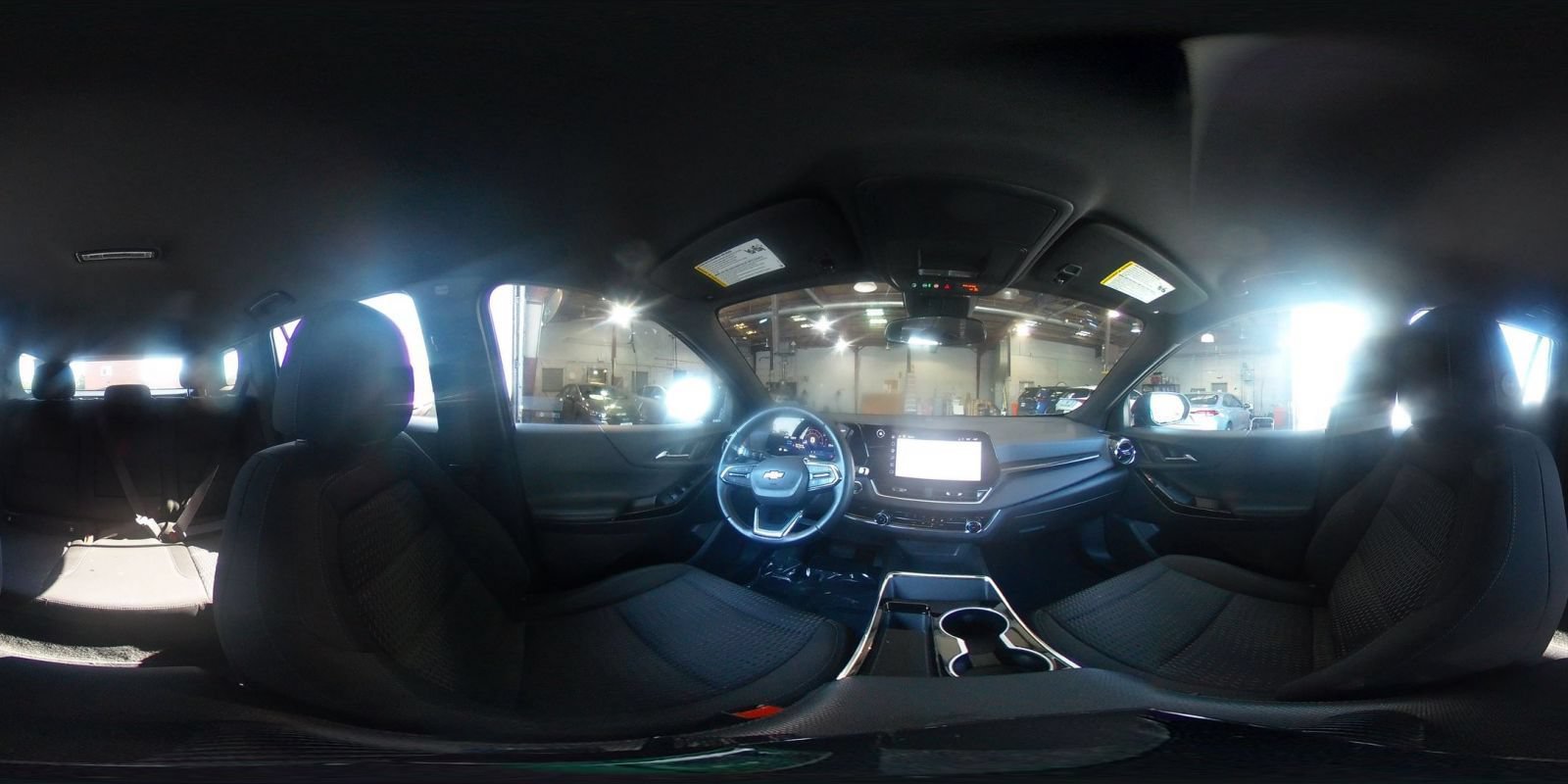 Used 2025 Chevrolet Equinox LT FWD image 43