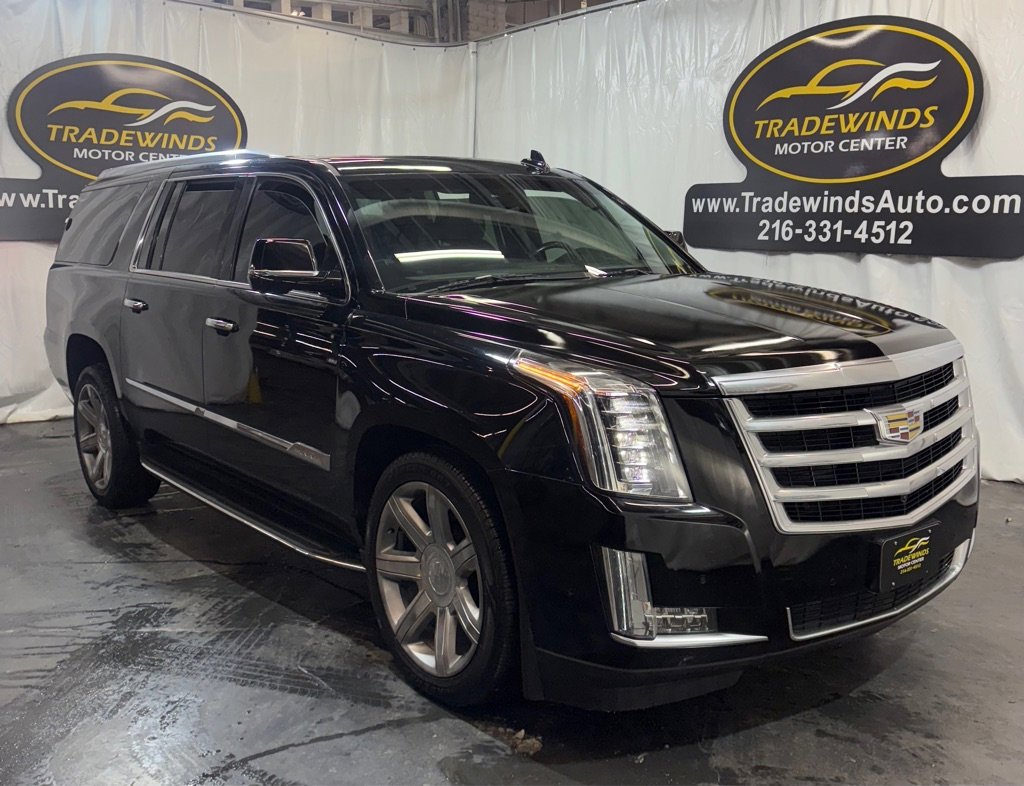 Used 2017 Cadillac Escalade ESV Luxury image 1