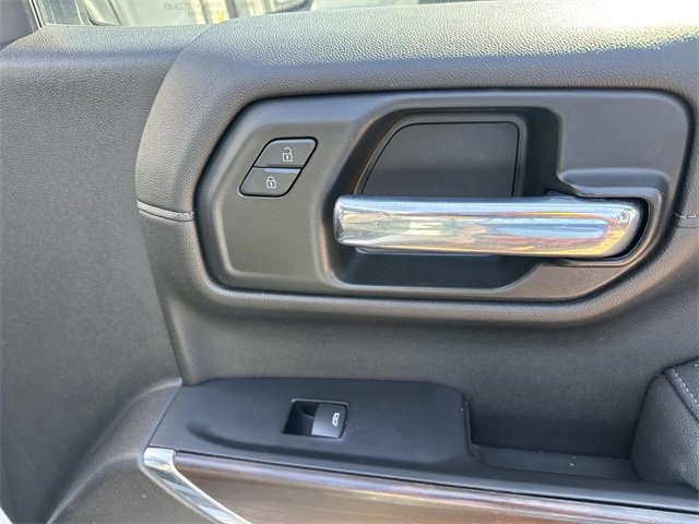 Used 2021 GMC Sierra 1500 SLT image 18