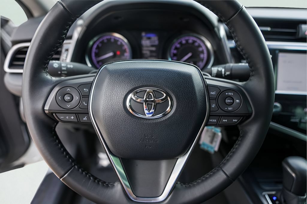 Used 2020 Toyota Camry SE FWD image 15