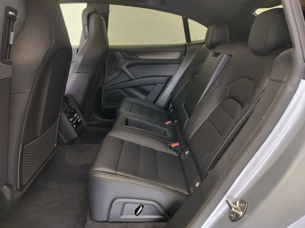 New 2026 Porsche Cayenne S AWD/4WD image 17