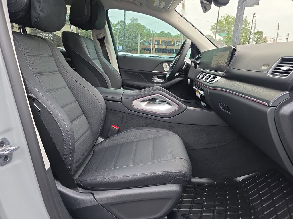 New 2026 Mercedes-Benz GLS 450 4MATIC image 17