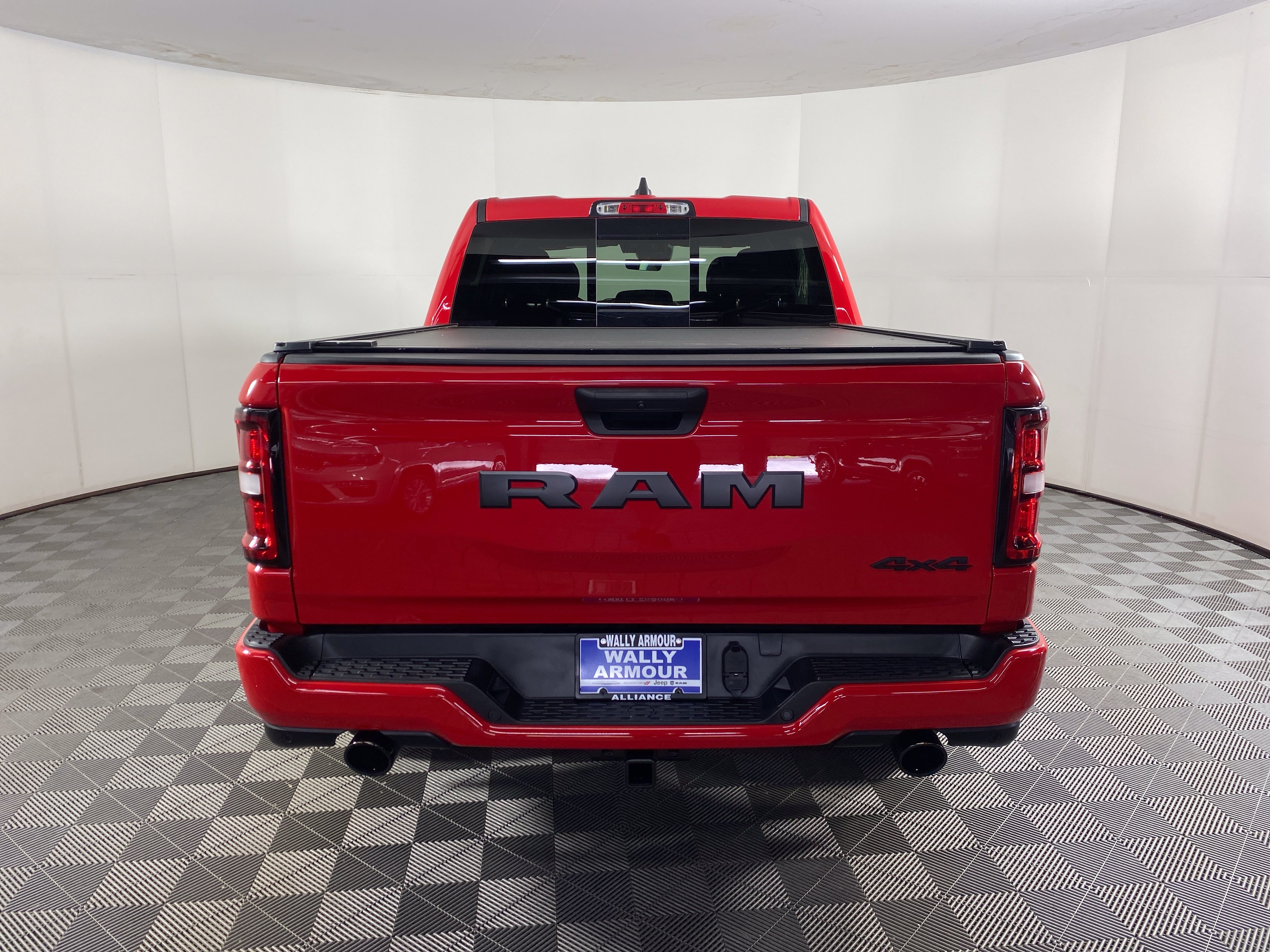 Used 2025 RAM 1500 Tradesman w/ Night Edition AWD/4WD image 7