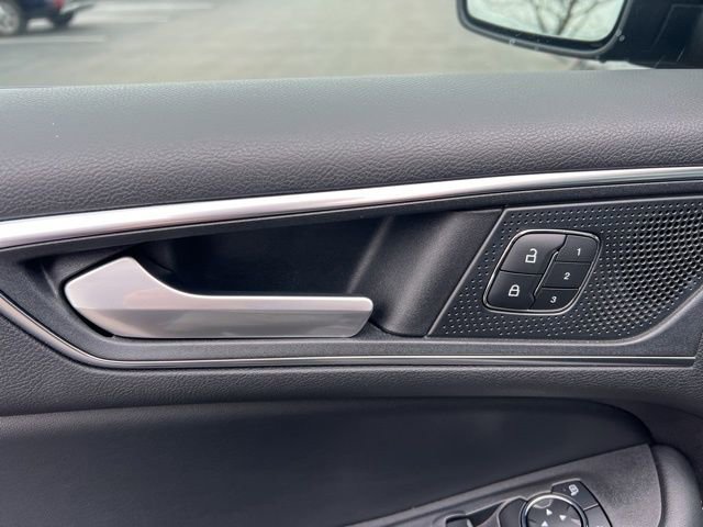 Used 2021 Ford Edge ST w/ Equipment Group 401A image 30