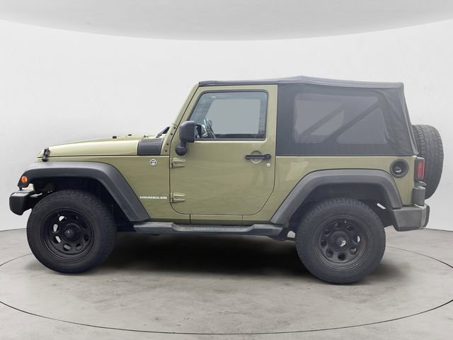 Used 2013 Jeep Wrangler Sahara w/ Connectivity Group AWD/4WD image 2