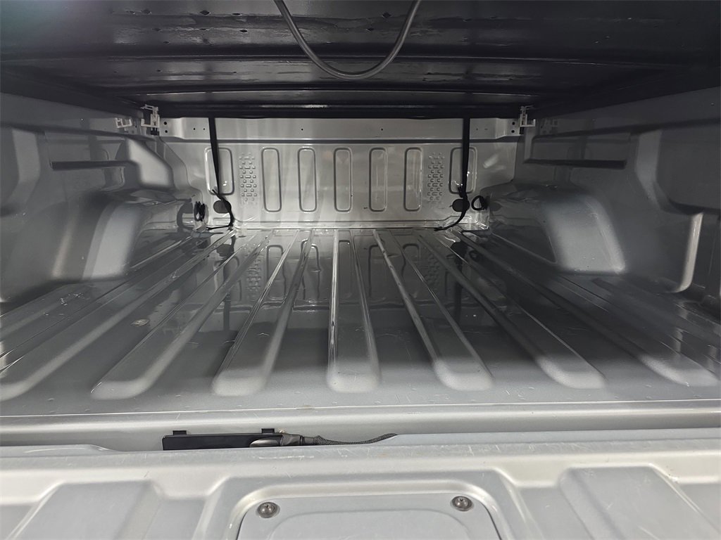 Used 2022 Jeep Gladiator Overland w/ Popular Equipment Package image 12