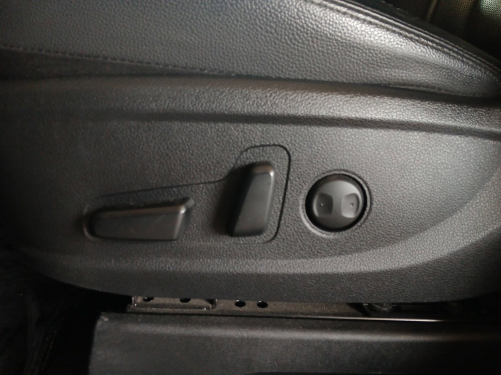 Used 2022 Hyundai Palisade SEL w/ Premium Package image 17