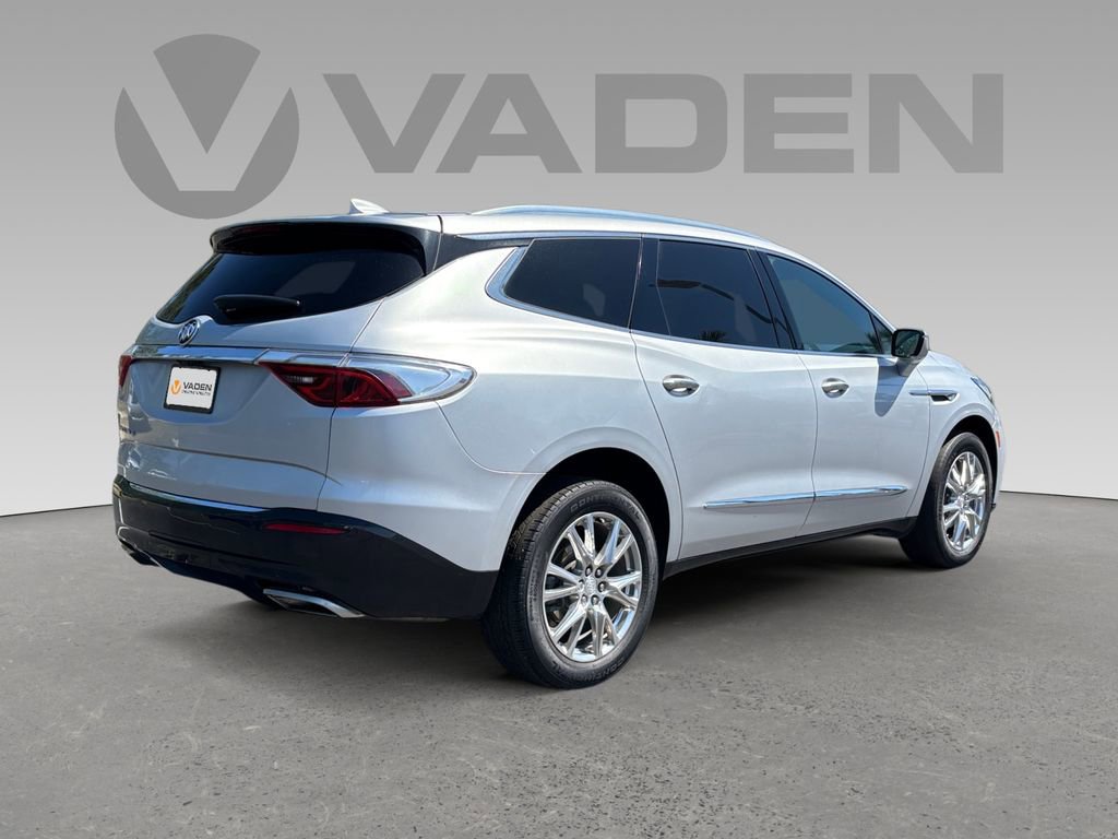 Used 2022 Buick Enclave Premium image 21