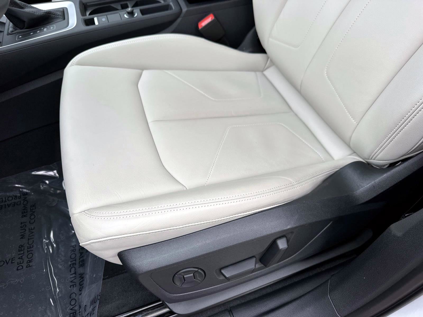 Used 2025 Audi Q3 2.0T Premium w/ Convenience Package image 20