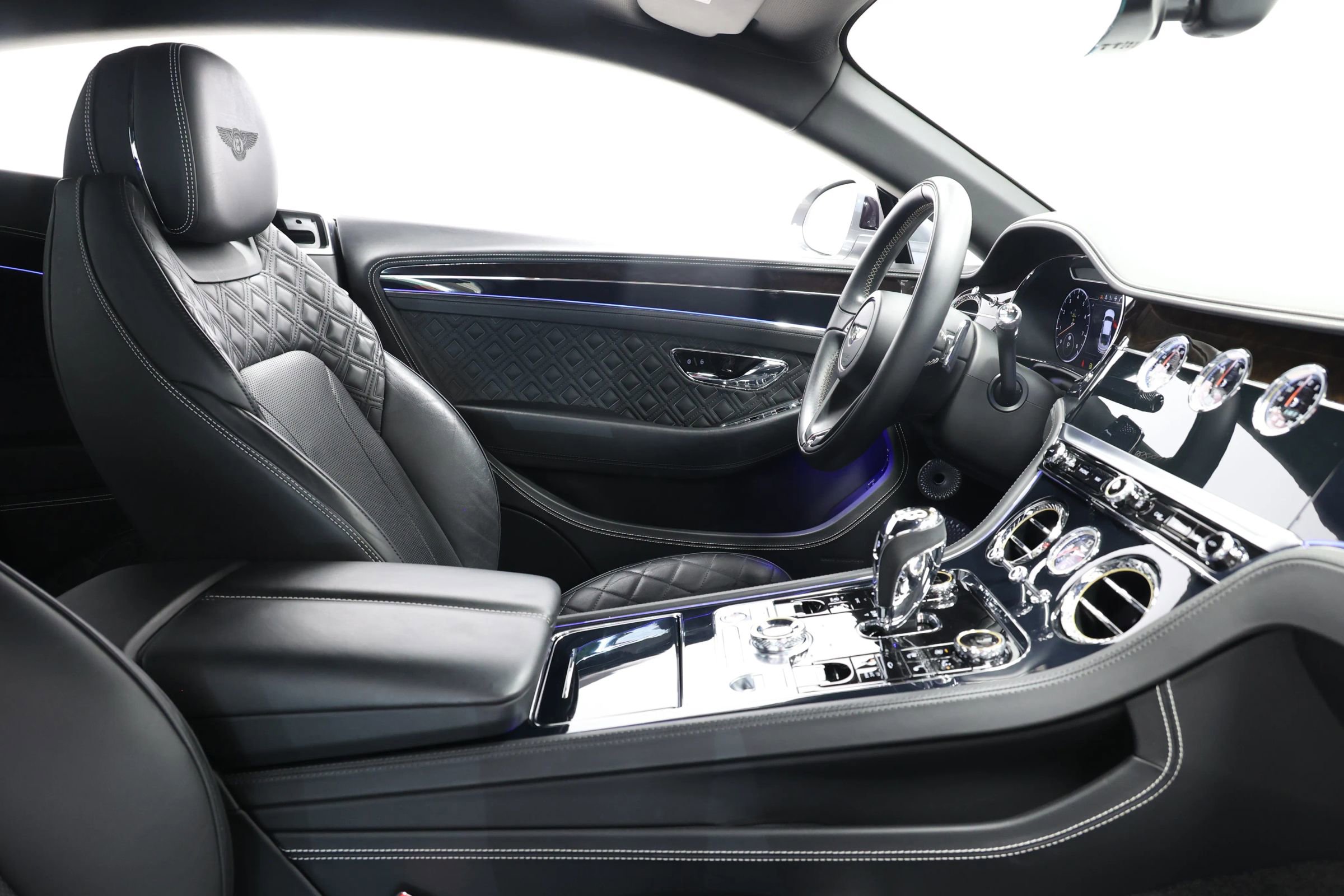 Used 2020 Bentley Continental GT image 89