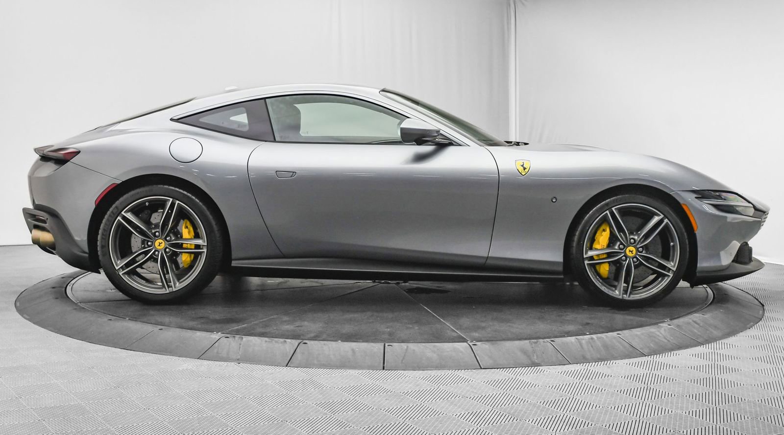 Certified 2023 Ferrari Roma image 10