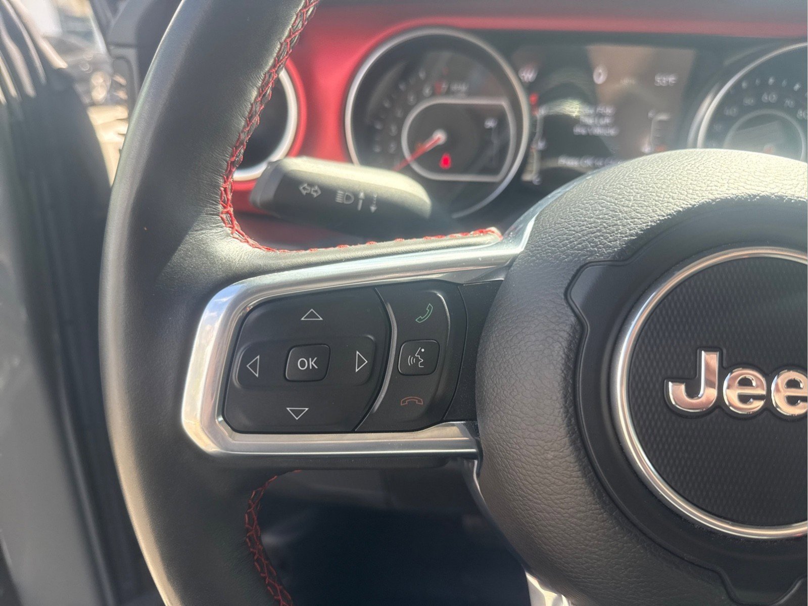 Used 2022 Jeep Gladiator Rubicon w/ LED Lighting Group image 21