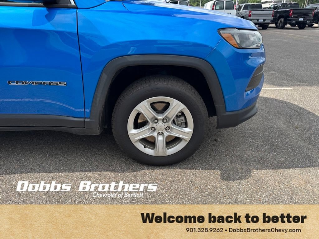 Used 2023 Jeep Compass Sport AWD/4WD image 9