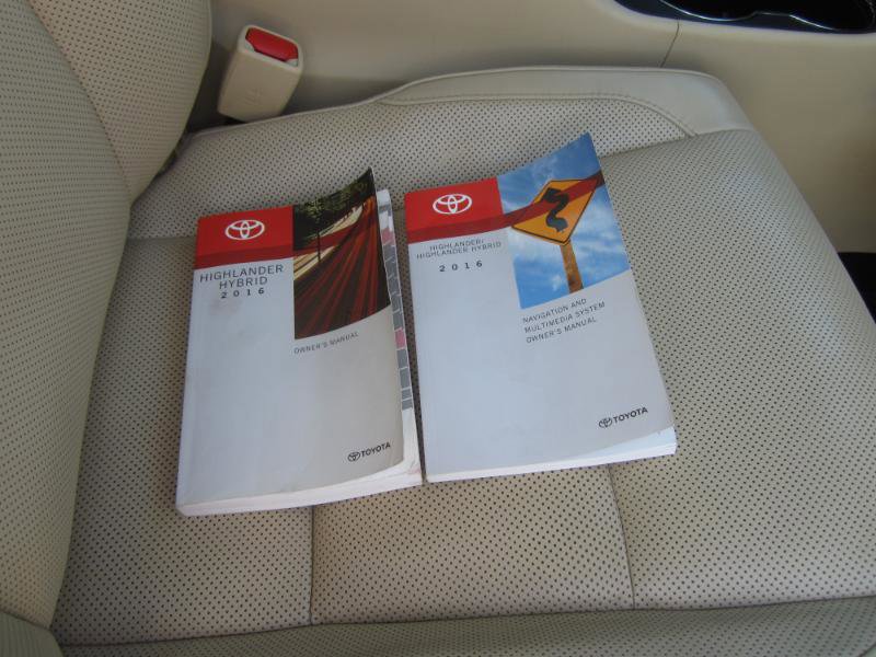 Used 2016 Toyota Highlander Limited Platinum image 59