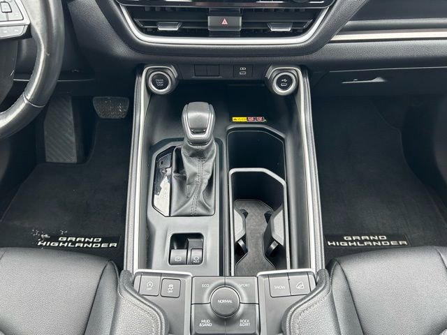 Used 2024 Toyota Grand Highlander XLE image 17