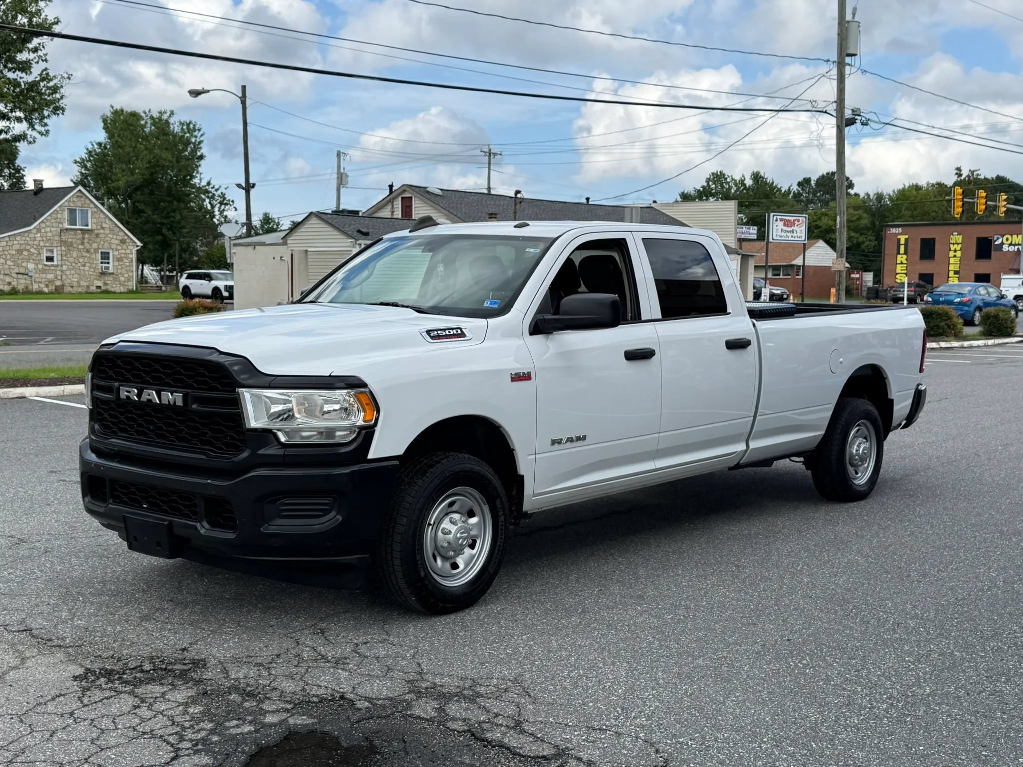 Used 2019 RAM 2500 Tradesman RWD image 3