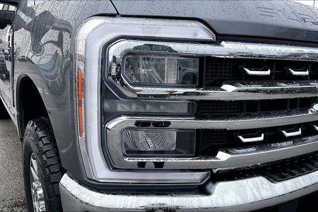 Used 2024 Ford F250 Lariat image 29