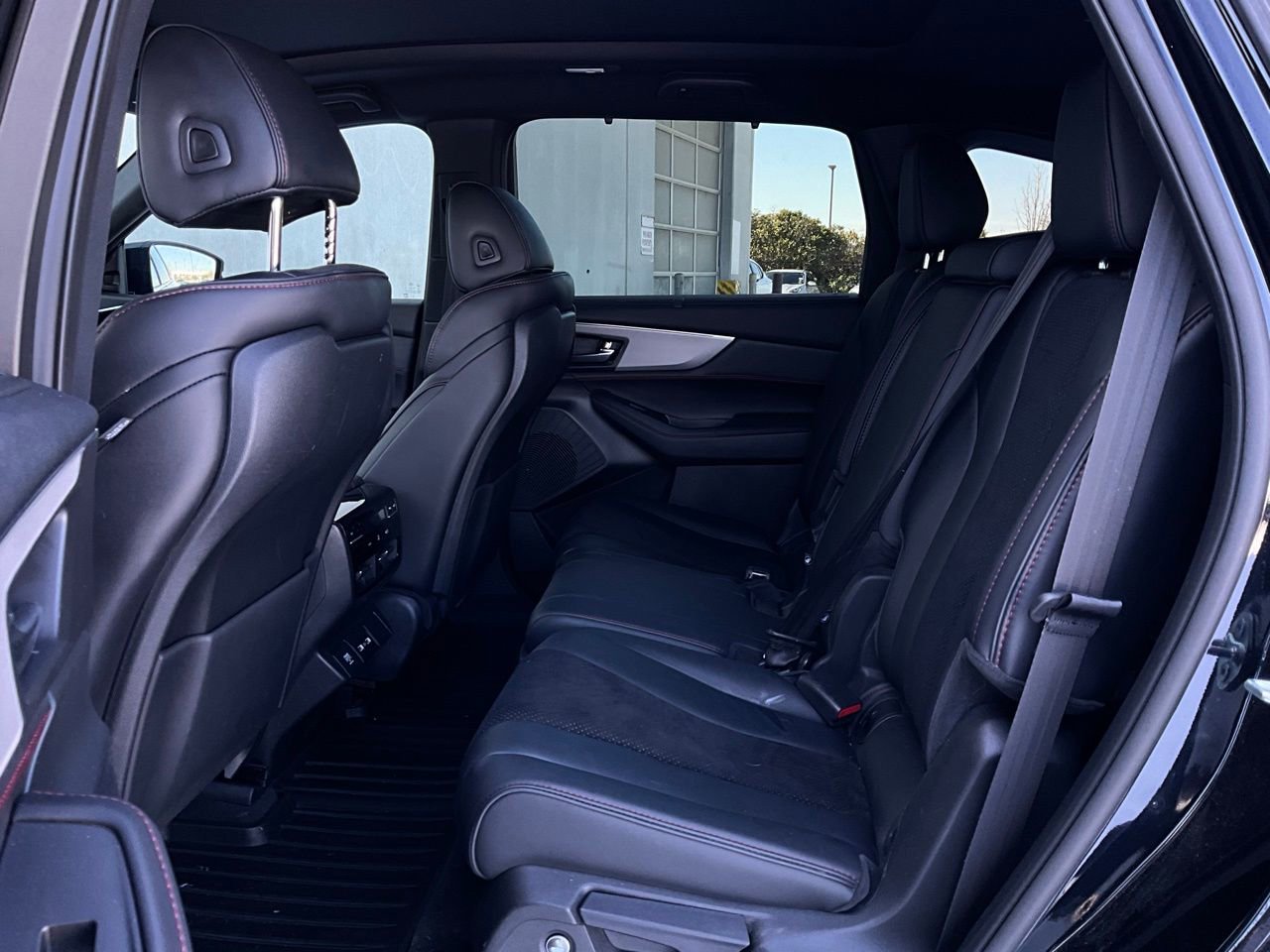 Used 2023 Acura MDX A-Spec image 12