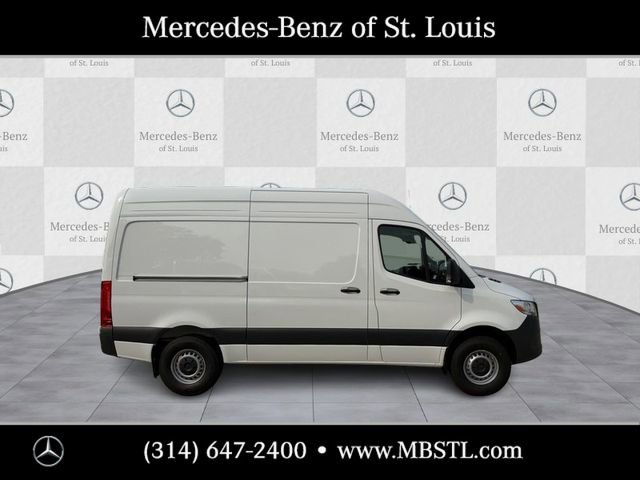New 2025 Mercedes-Benz Sprinter 2500 image 2