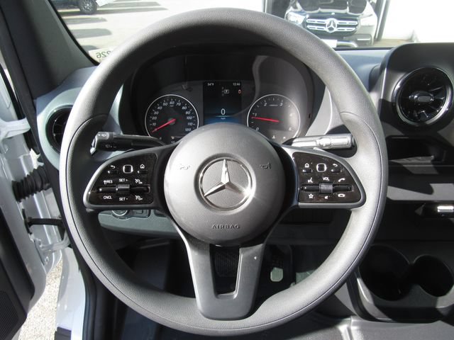 Used 2023 Mercedes-Benz Sprinter 3500 image 20