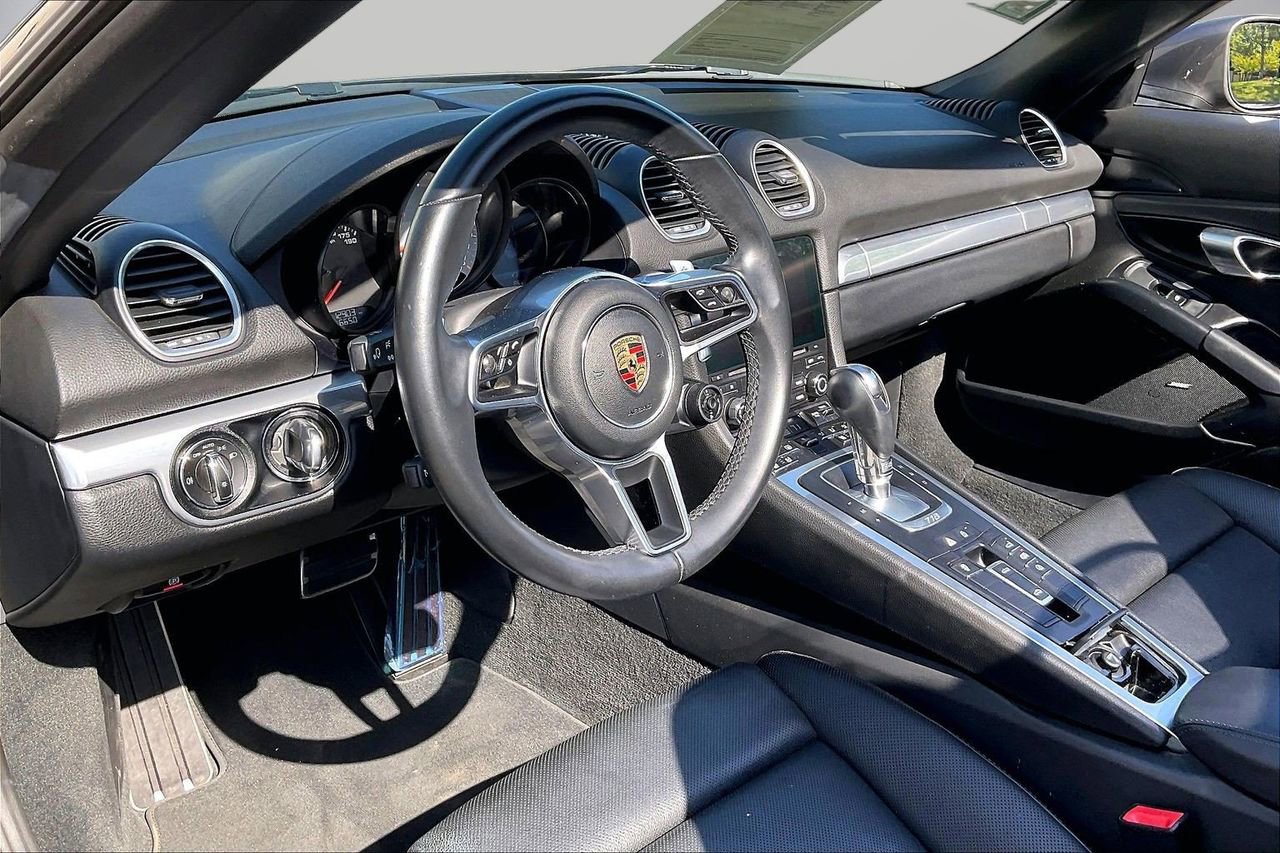 Used 2019 Porsche 718 Boxster S RWD image 19