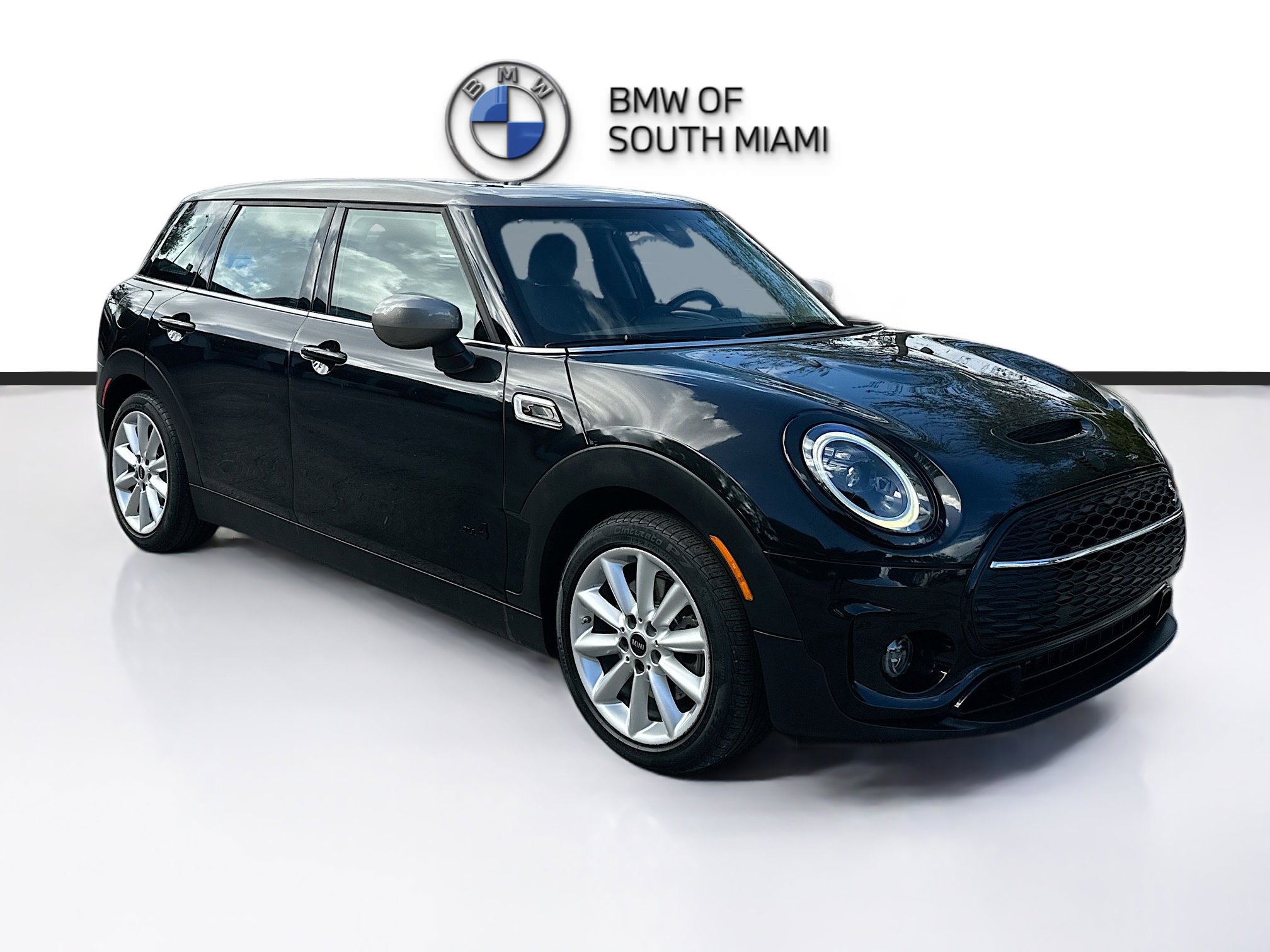 Used 2024 MINI Cooper Clubman S image 1