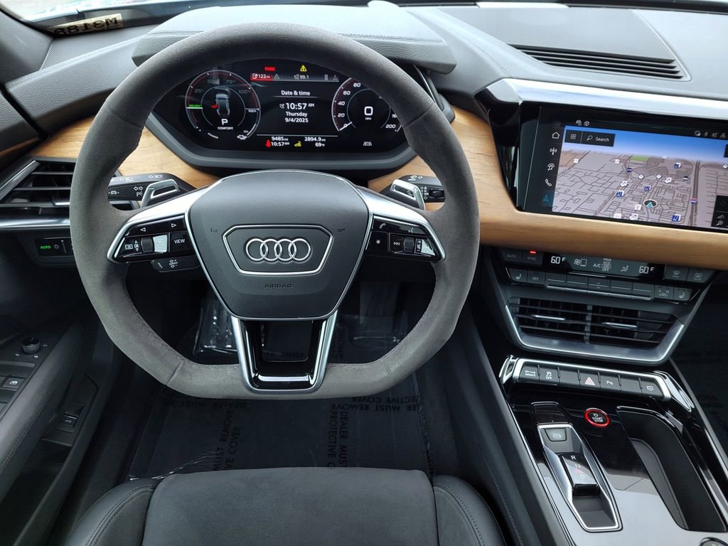 Used 2024 Audi e-tron GT Premium Plus AWD/4WD image 16