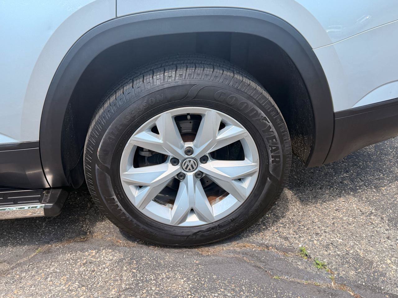 Used 2019 Volkswagen Atlas S w/ Towing Package AWD/4WD image 11