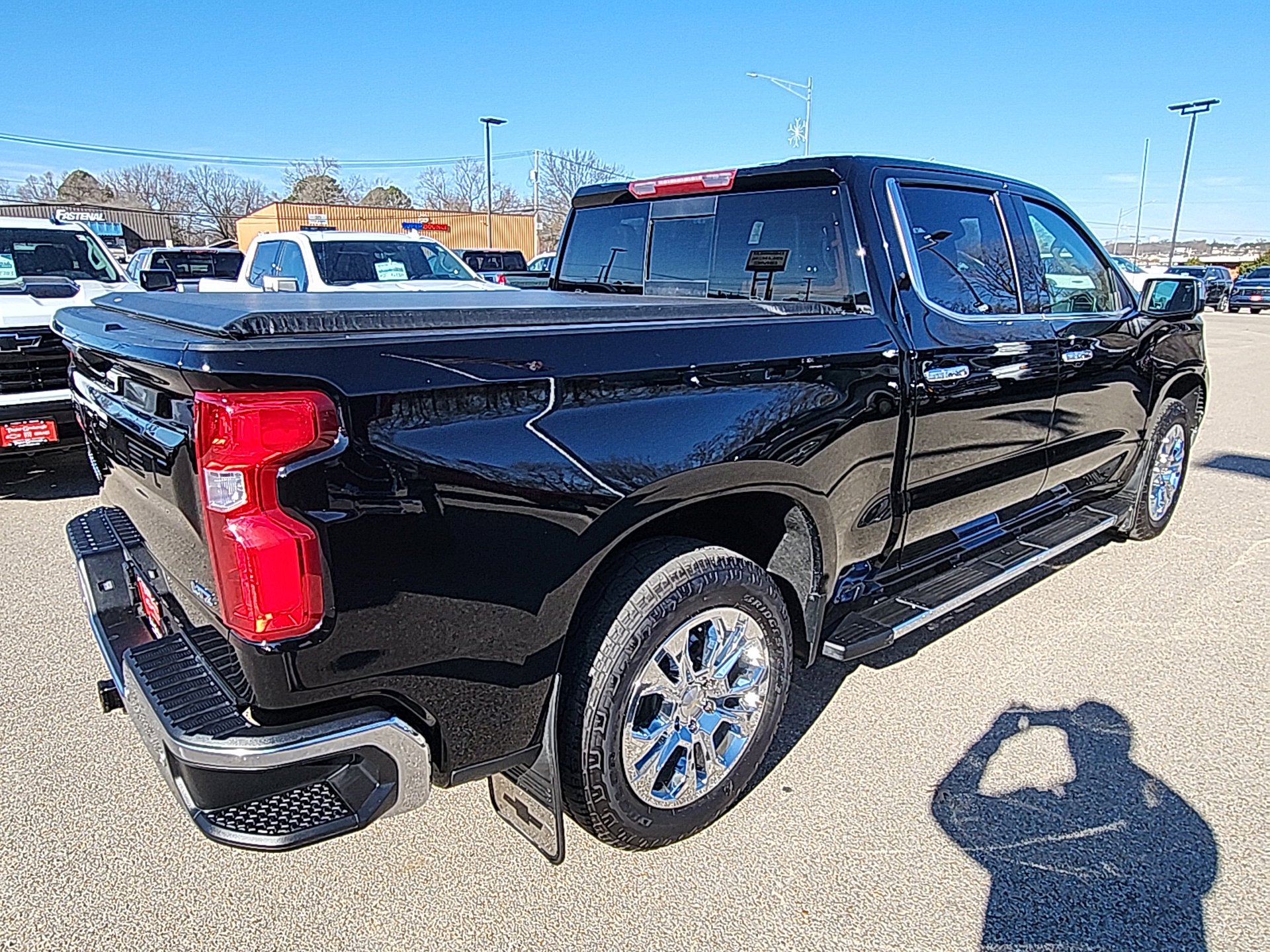 Used 2023 Chevrolet Silverado 1500 LTZ image 10