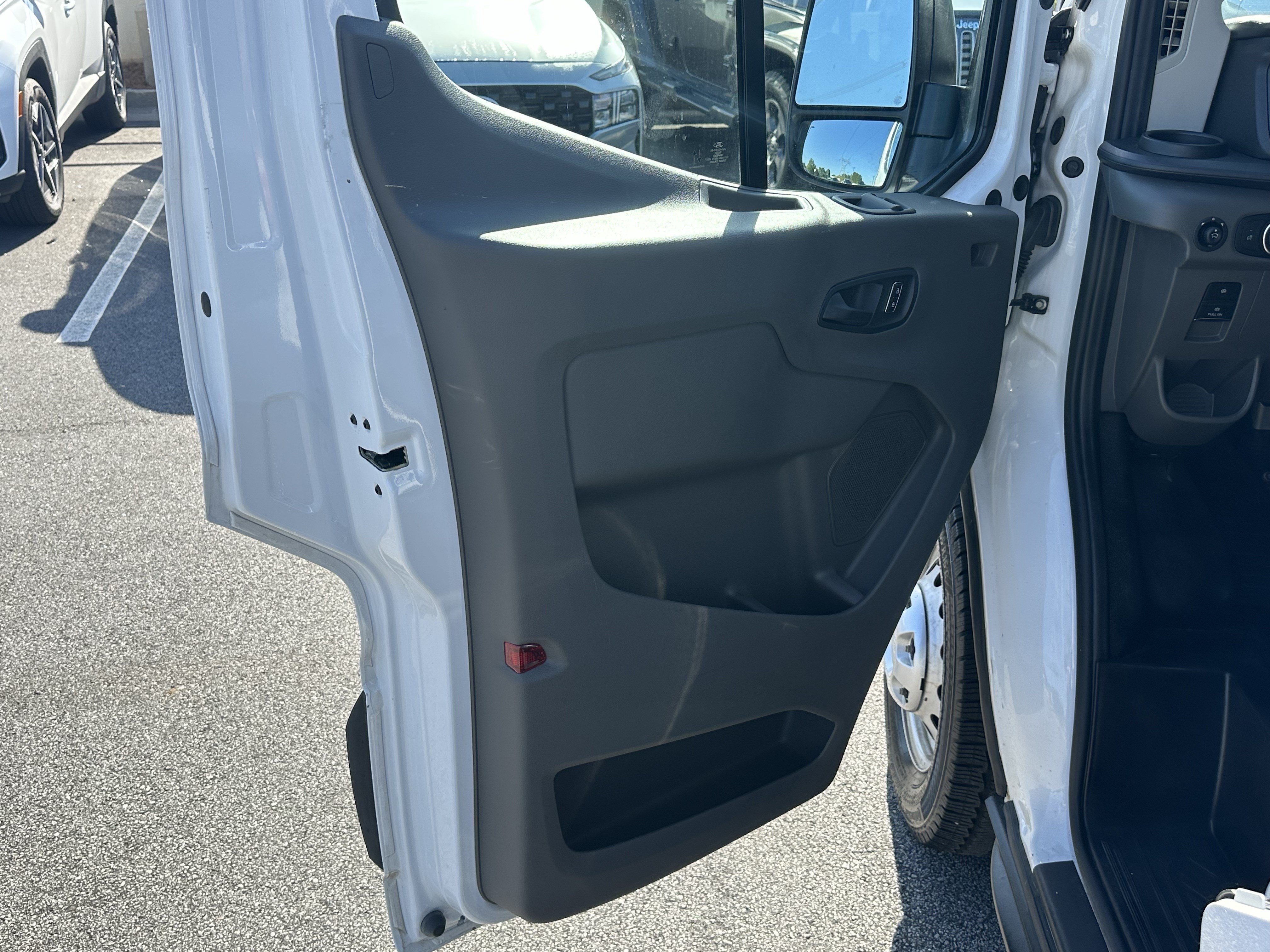 Used 2023 Ford Transit 350 XL AWD/4WD image 9