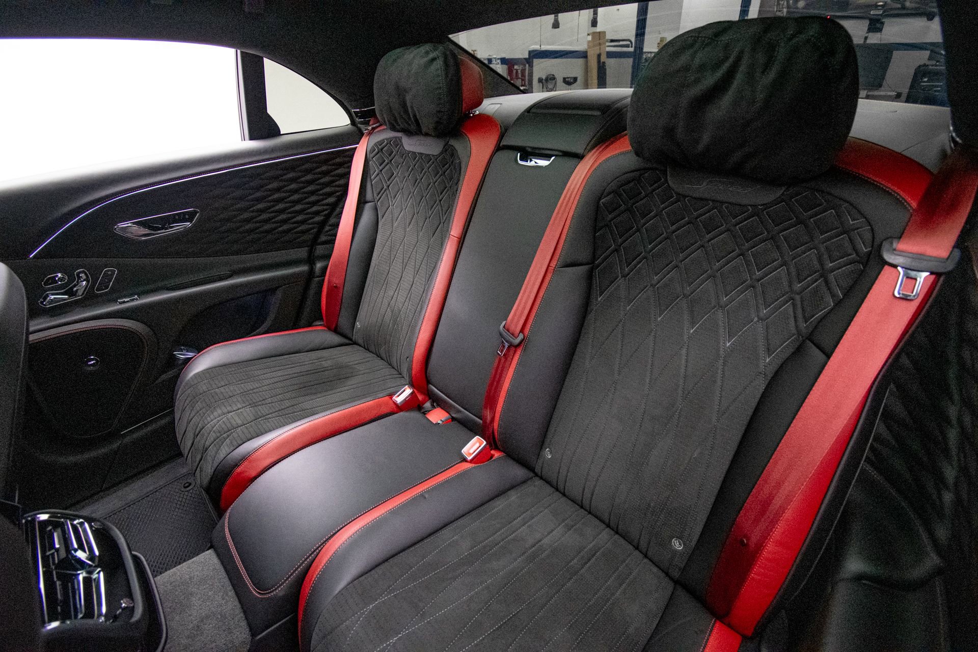 Used 2023 Bentley Flying Spur W12 image 26