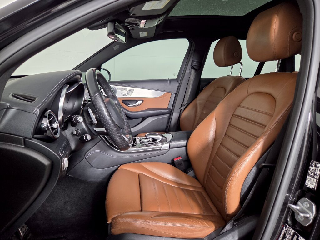Used 2019 Mercedes-Benz GLC 43 AMG 4MATIC image 10