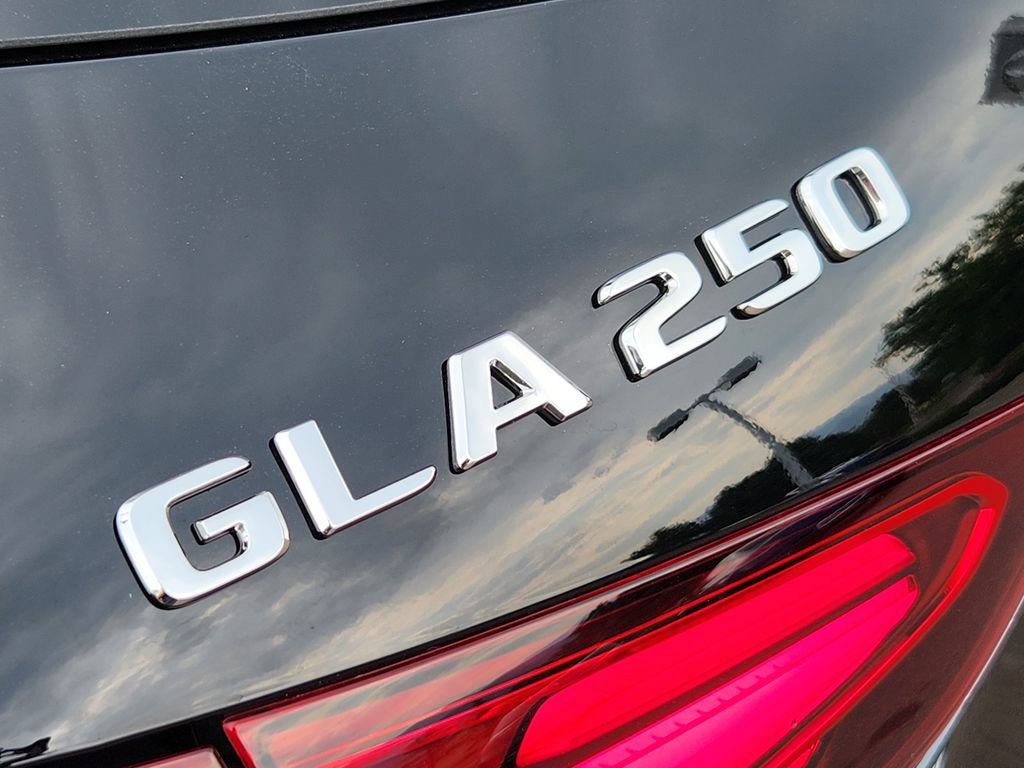 New 2026 Mercedes-Benz GLA 250 4MATIC image 11