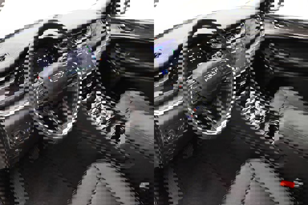 Used 2023 Jeep Grand Cherokee 30th Anniversary image 14