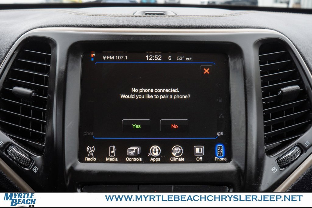 Used 2017 Jeep Cherokee Latitude w/ True North Edition image 19