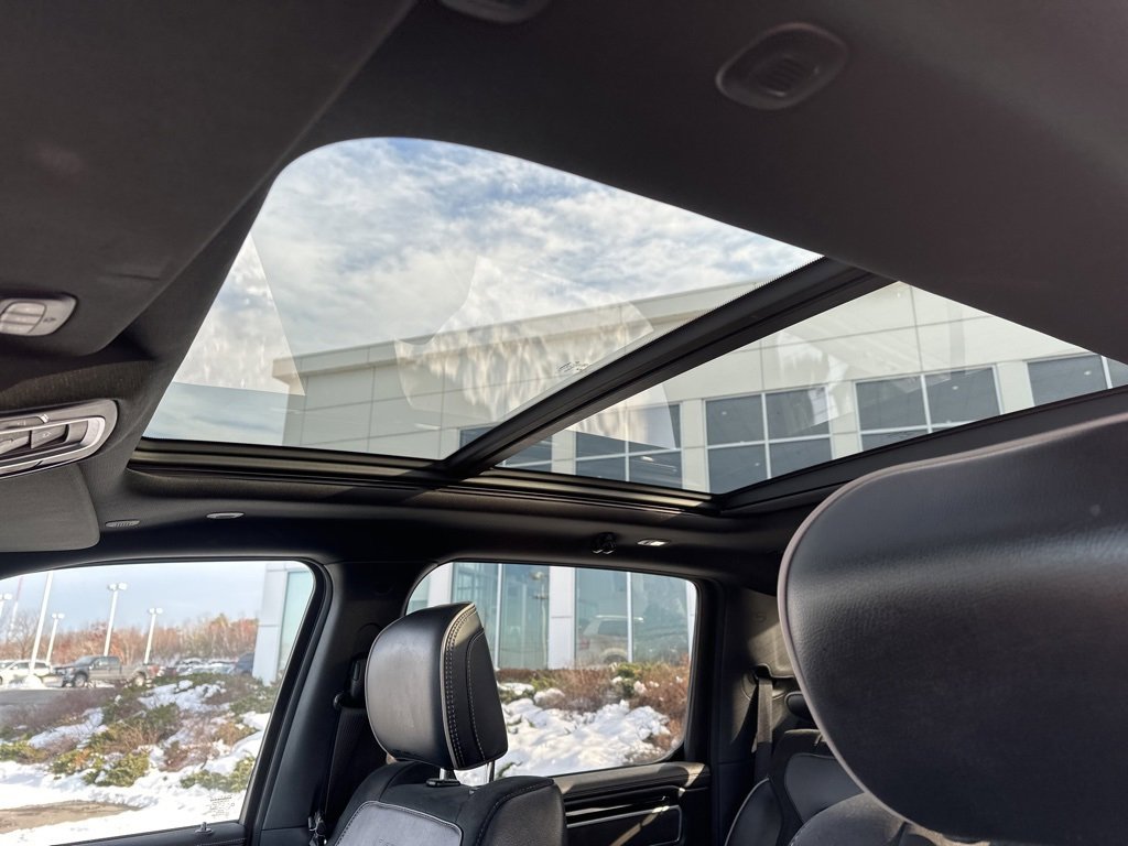 Used 2020 RAM 1500 Laramie image 30