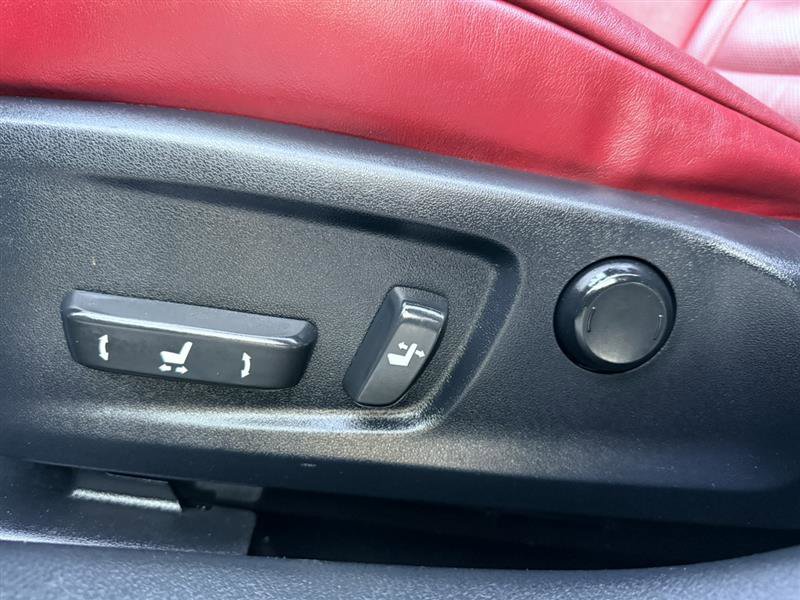 Used 2018 Lexus IS 300 F Sport w/ F Sport Package RWD image 30