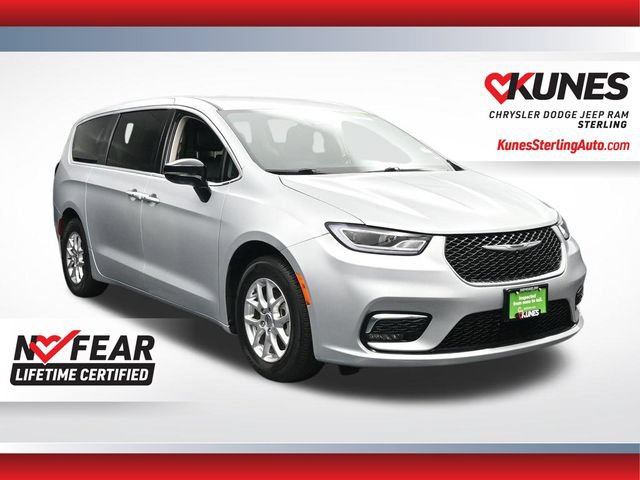 Certified 2024 Chrysler Pacifica Touring-L