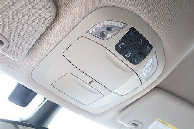 Used 2022 Chrysler Pacifica Touring-L FWD image 18