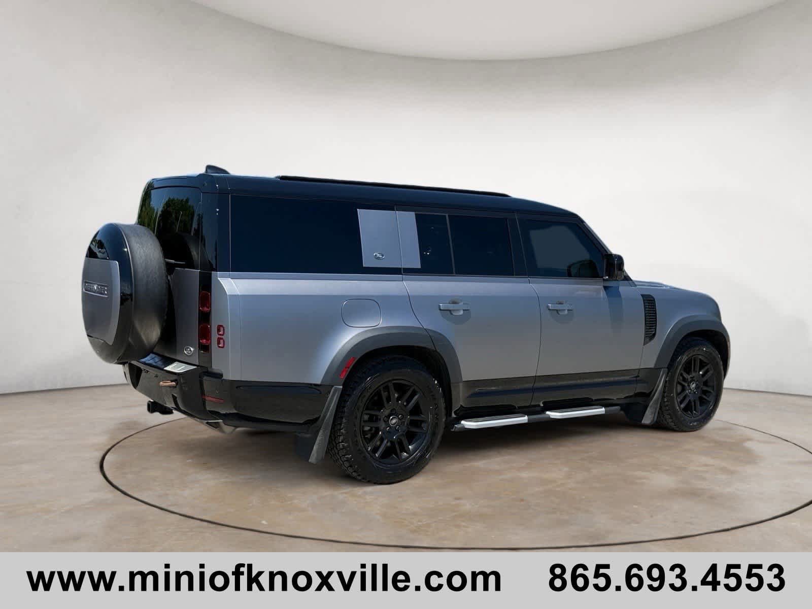 Used 2023 Land Rover Defender 130 X-Dynamic SE AWD/4WD image 3